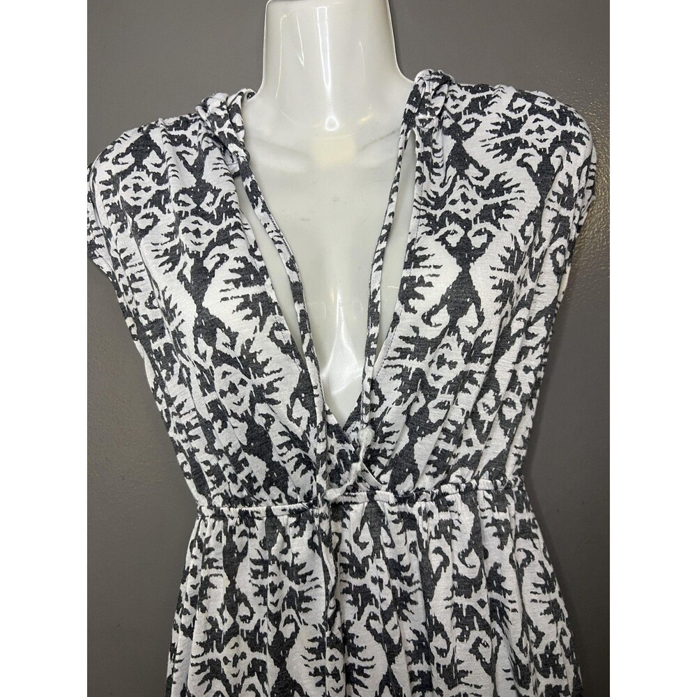 The Balance Collection Dress Womens Small Gray Hooded V Neck Short Geometric